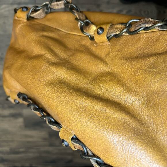 Betsey Johnson Vintage Leather Shoulder Bag - Picture 3 of 7